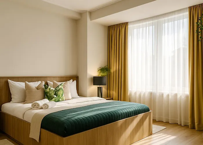 Qult - Urban Oasis Apartment