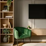 Qult - Urban Oasis Bukurešť