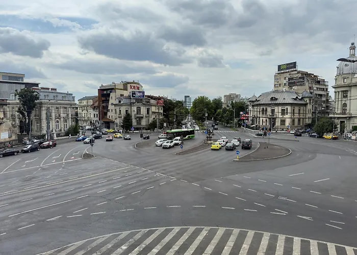 Qult - Urban Oasis Bucharest