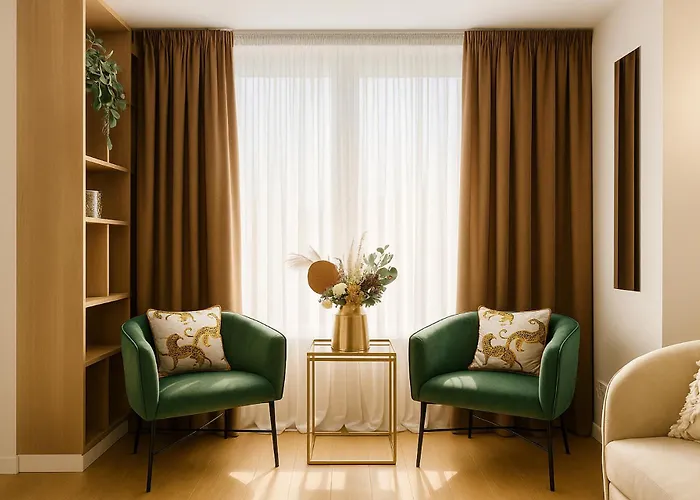 Qult - Urban Oasis Apartment