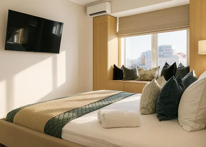 Qult - Urban Oasis Apartament Bucureşti